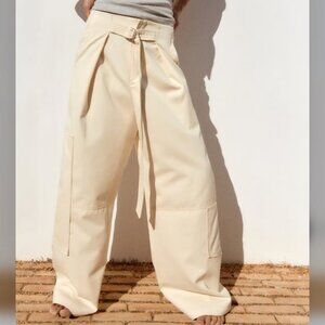 Zara Women s Size XS Beige Wide-Legs Khaki Pants Trousers
